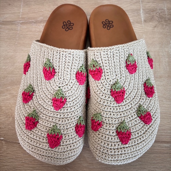 The Sak Bolinas Natural Strawberries Clog‎ Size 8 - Picture 2 of 9